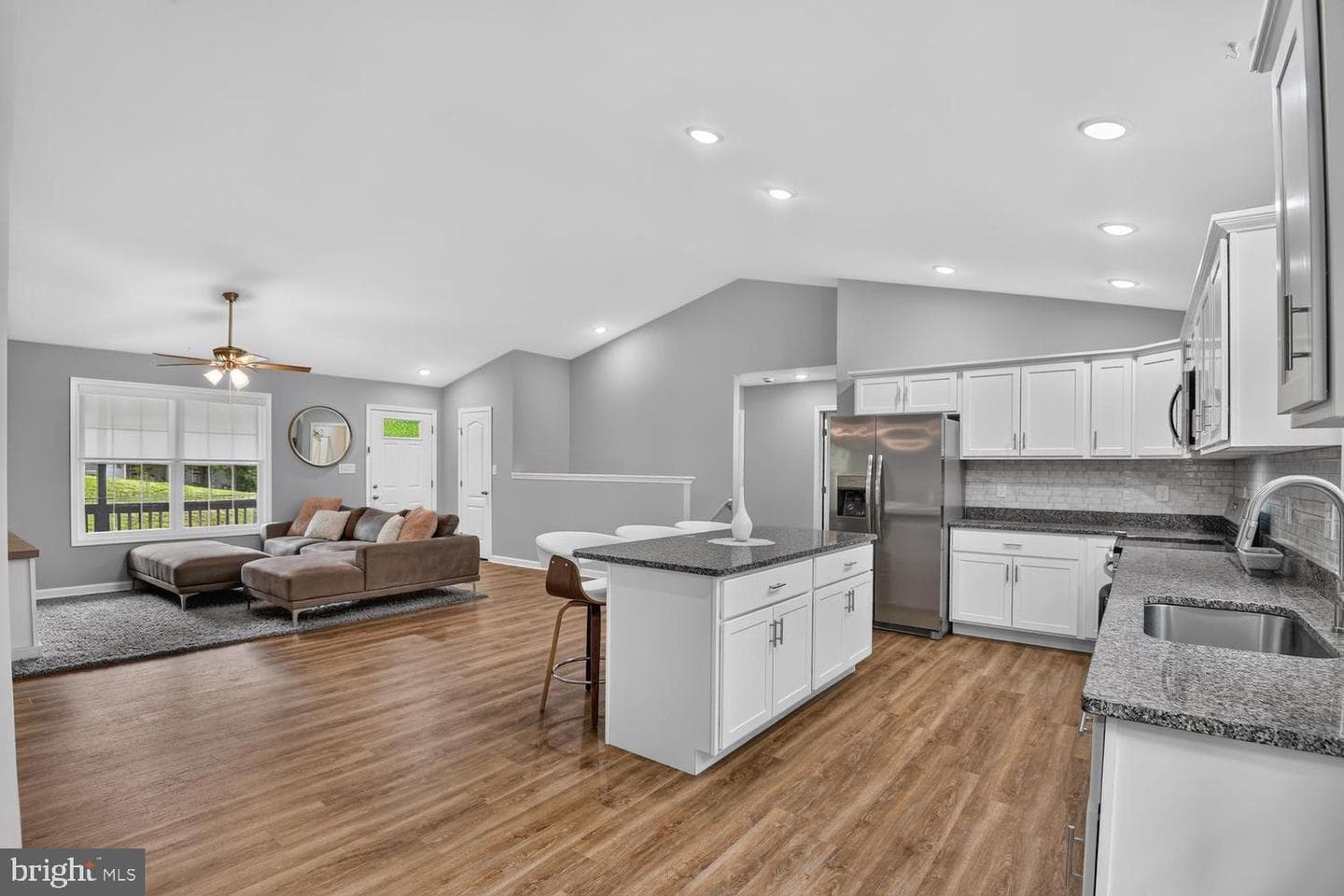 1674 Western Lane photo 23