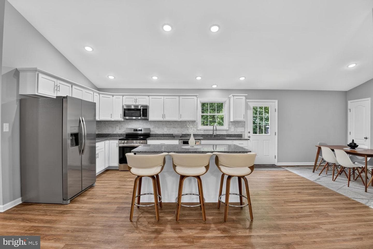 1674 Western Lane photo 31