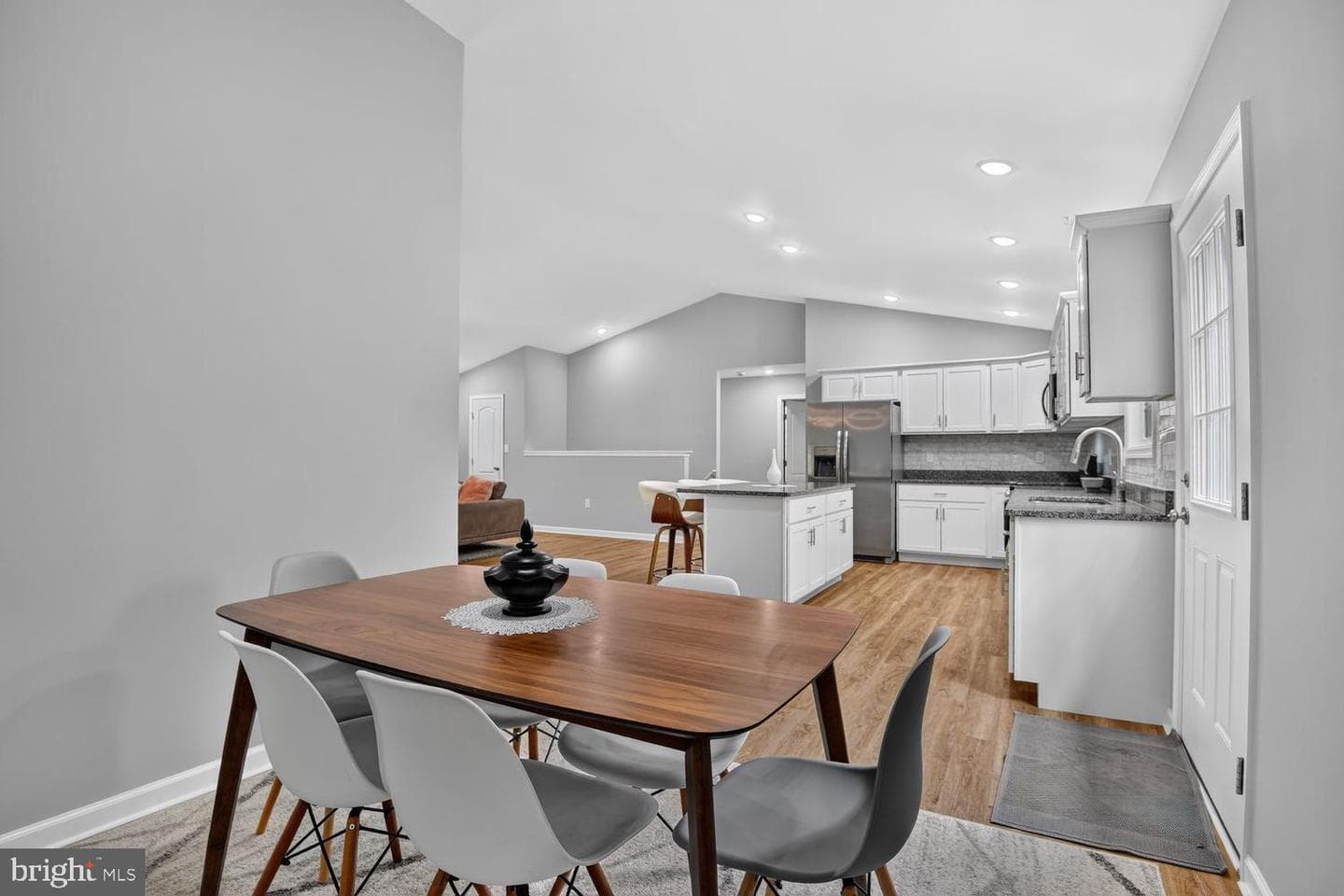 1674 Western Lane photo 33