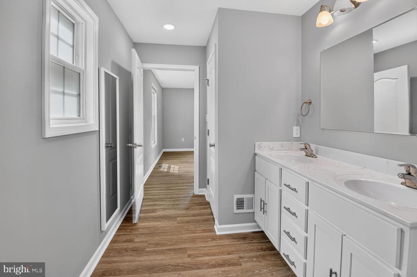 1674 Western Lane photo 41