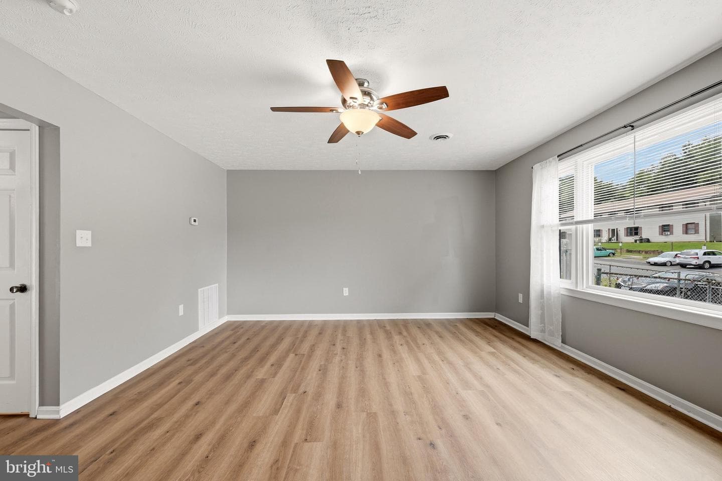 8 Biggs Drive photo 6
