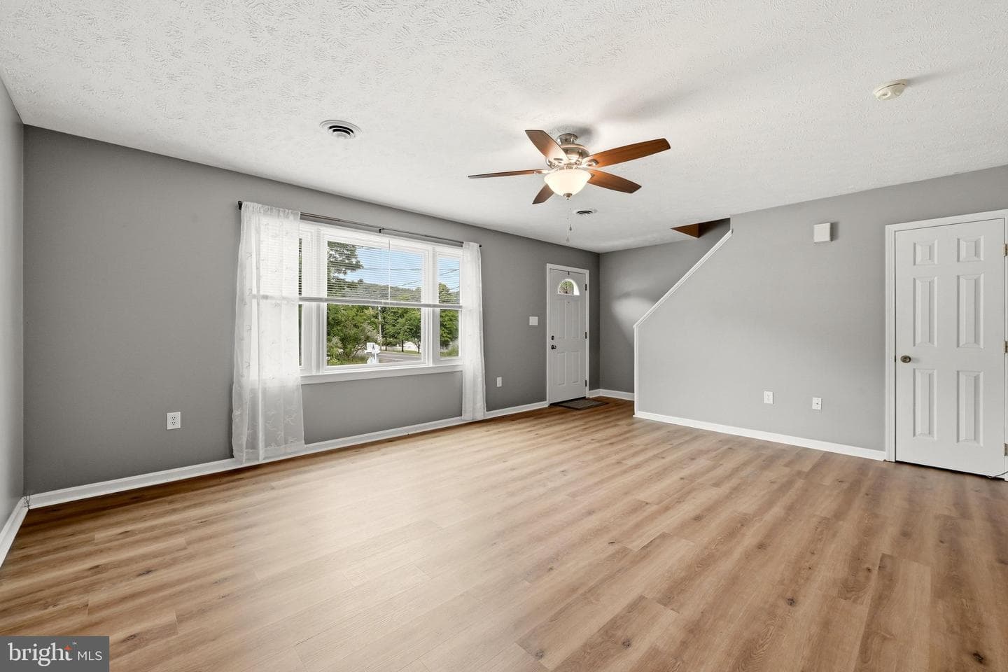 8 Biggs Drive photo 8