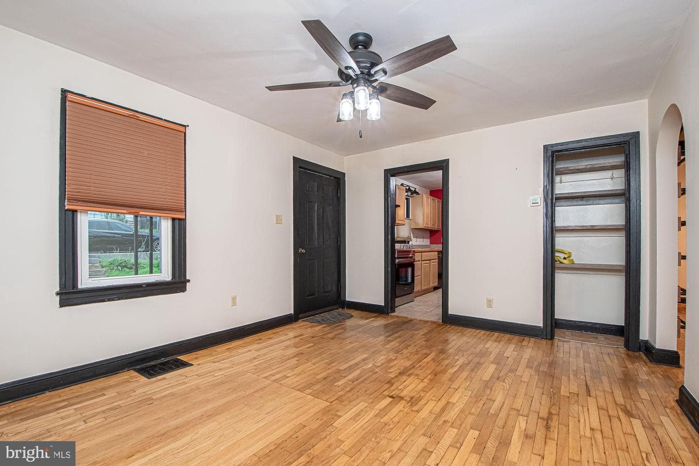 424 Duncan Avenue photo 4