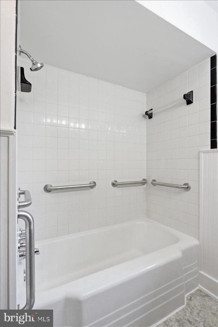 494 Hamilton Circle photo 22