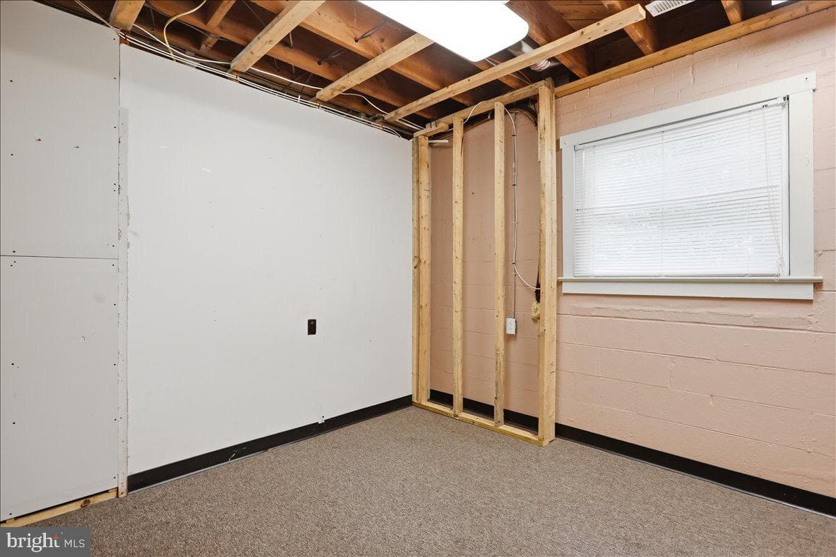 494 Hamilton Circle photo 29