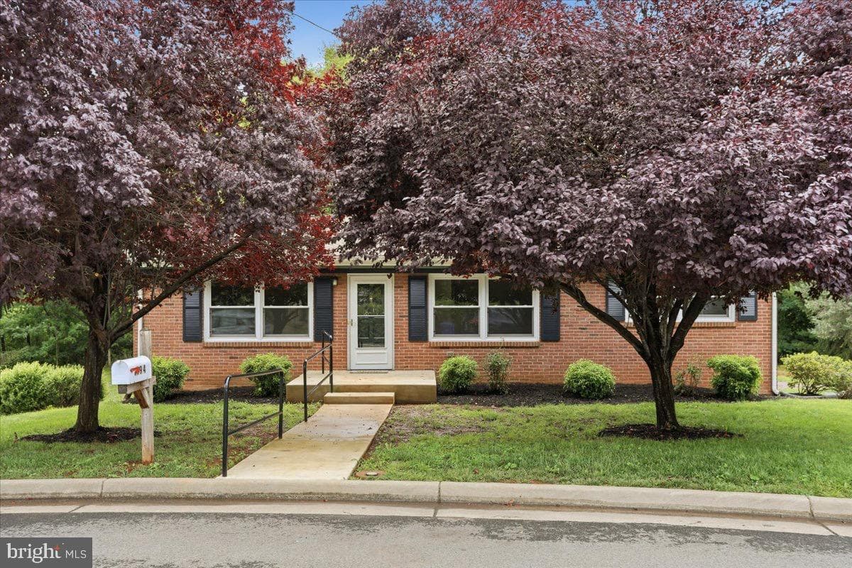 494 Hamilton Circle photo 46