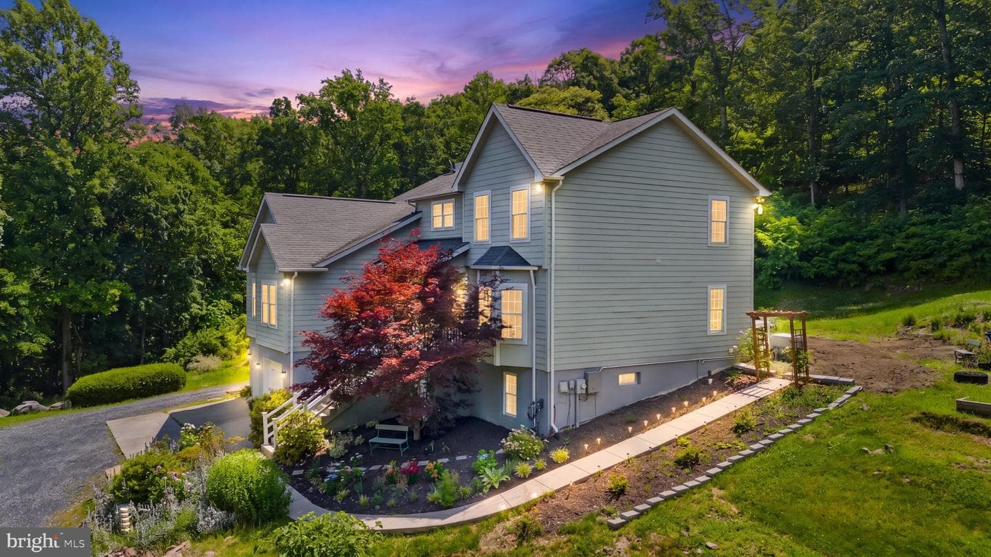 208 Markham Farm Road photo 85