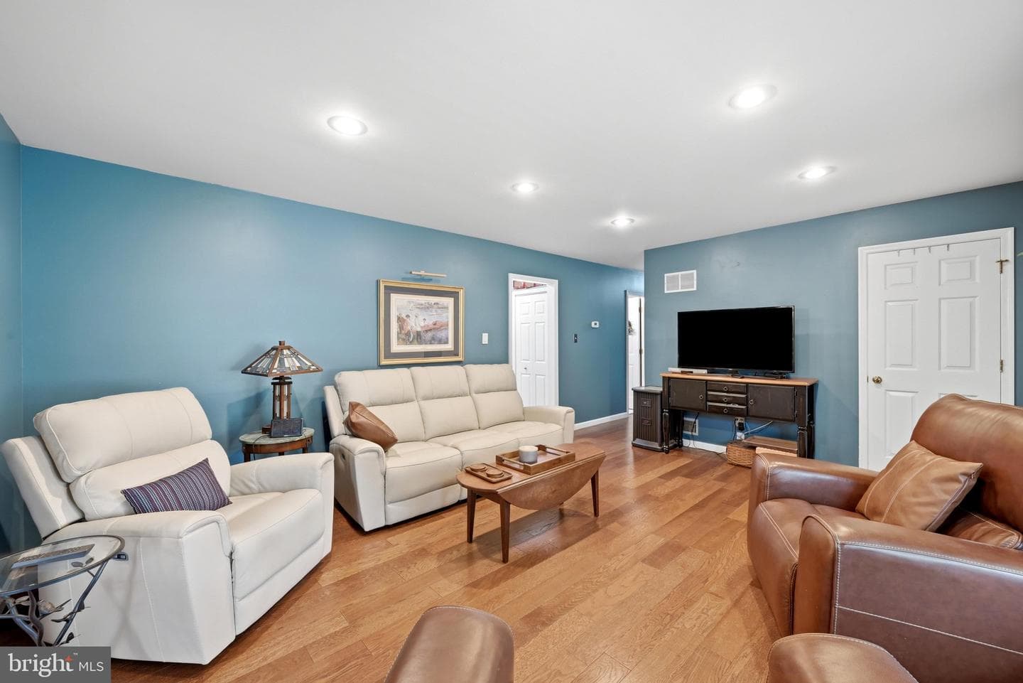 11 Ashlawn Court photo 12