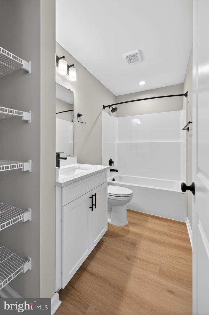600 Highridge Road photo 27