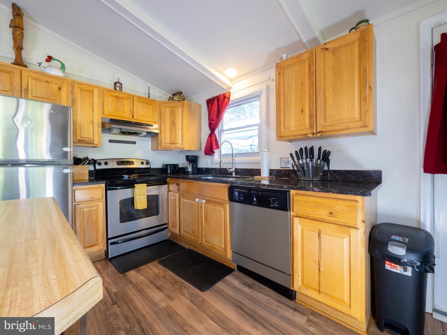 1001 Bifrost Way, Linden