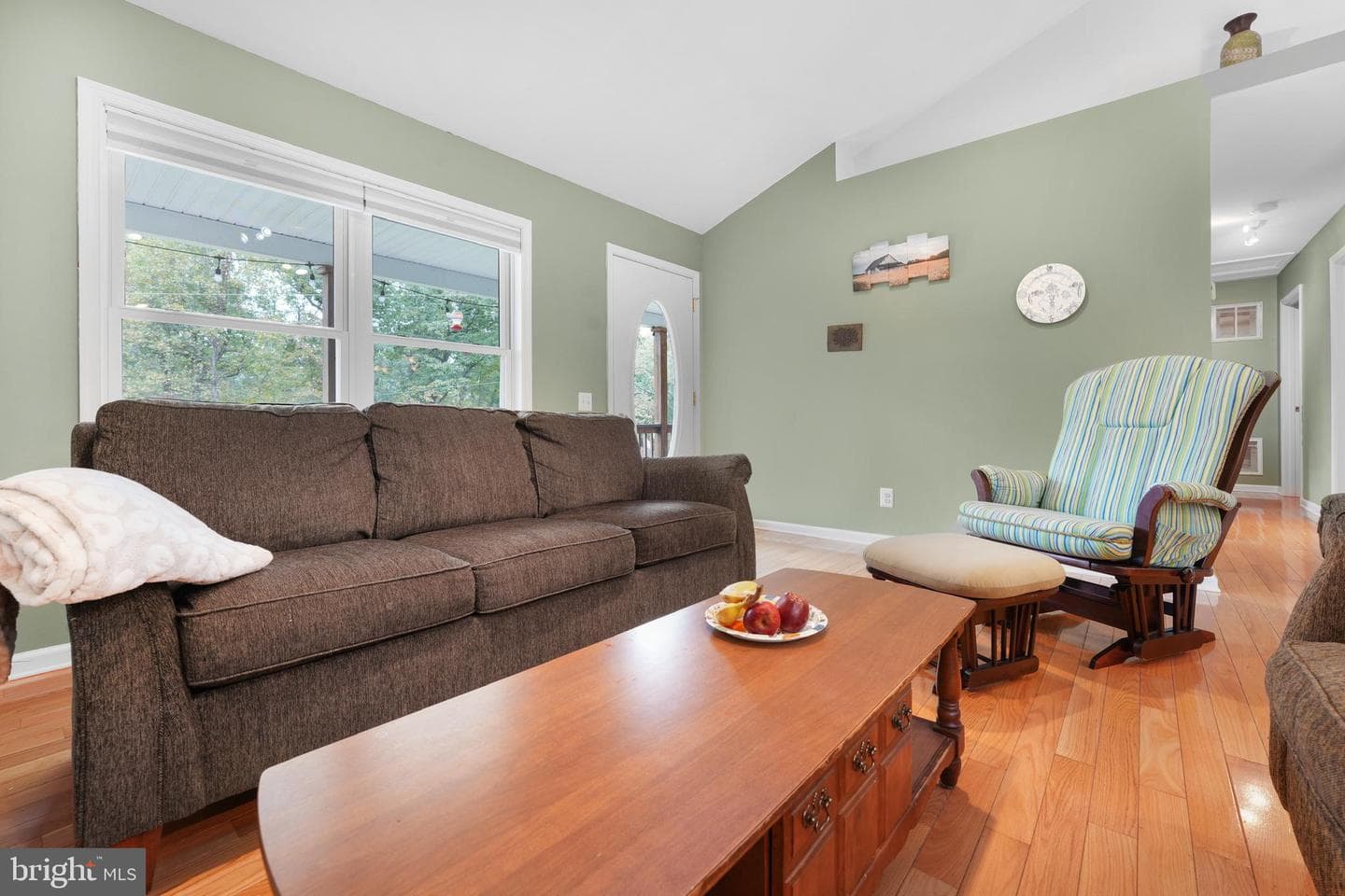 462 Gary Ln photo 17