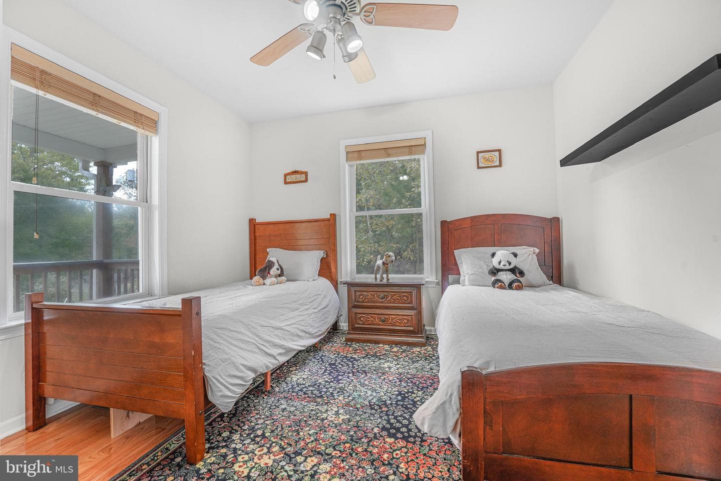462 Gary Ln photo 24