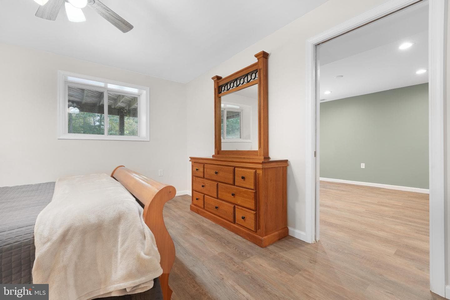 462 Gary Ln photo 34
