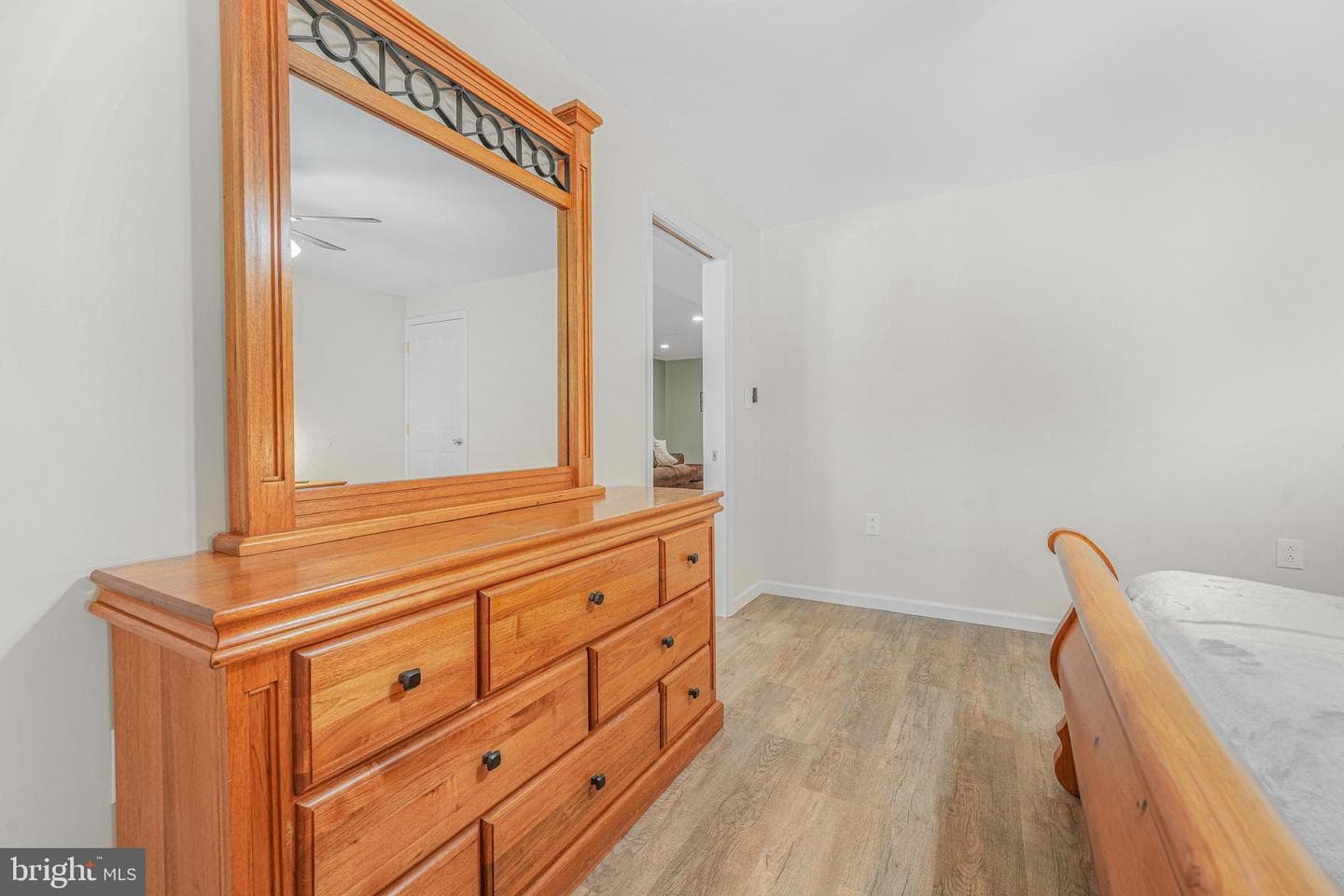 462 Gary Ln photo 35