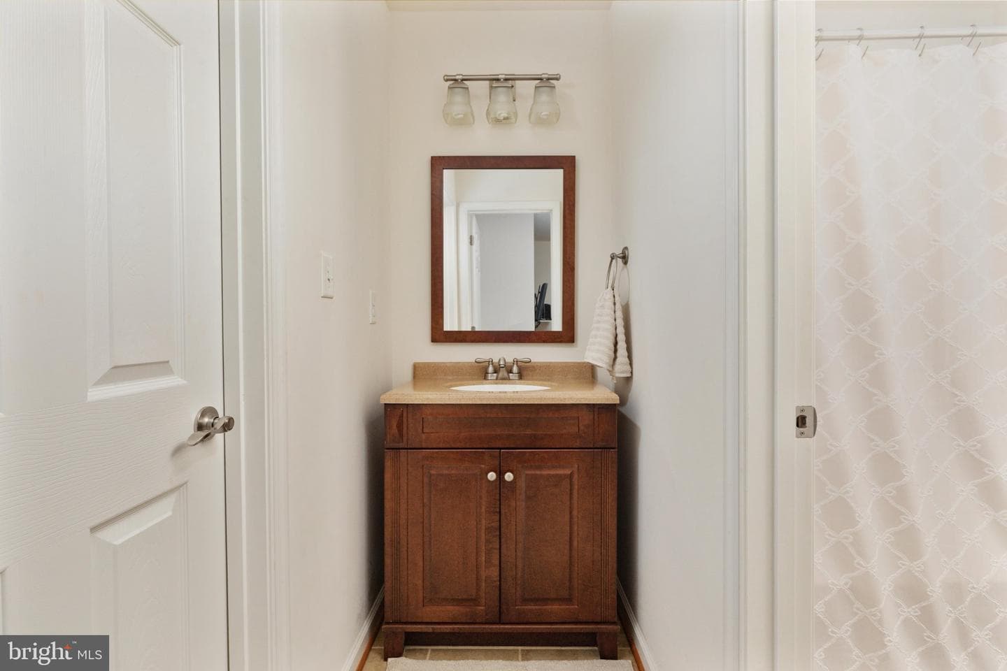 228 Mercys Drive photo 35