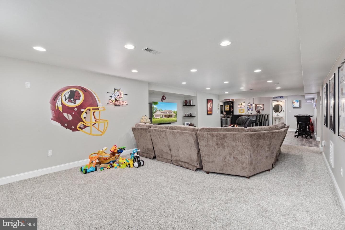 228 Mercys Drive photo 38