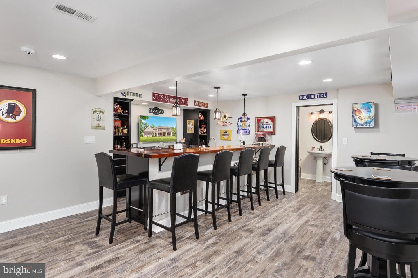 228 Mercys Drive photo 39