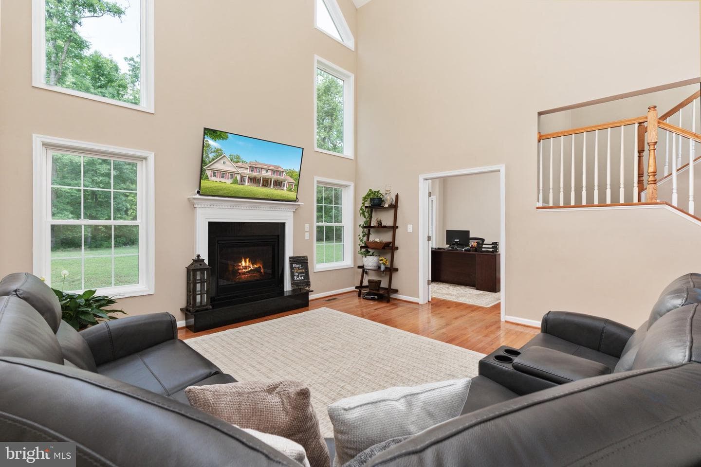 228 Mercys Drive photo 7