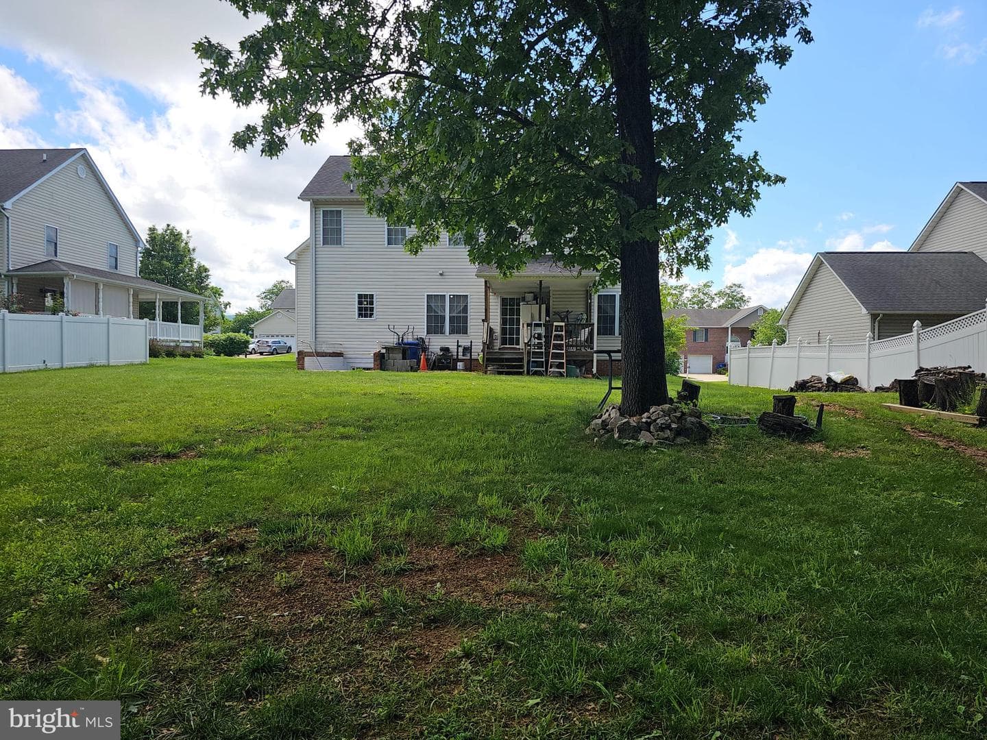 1140 Happy Ridge Drive photo 15