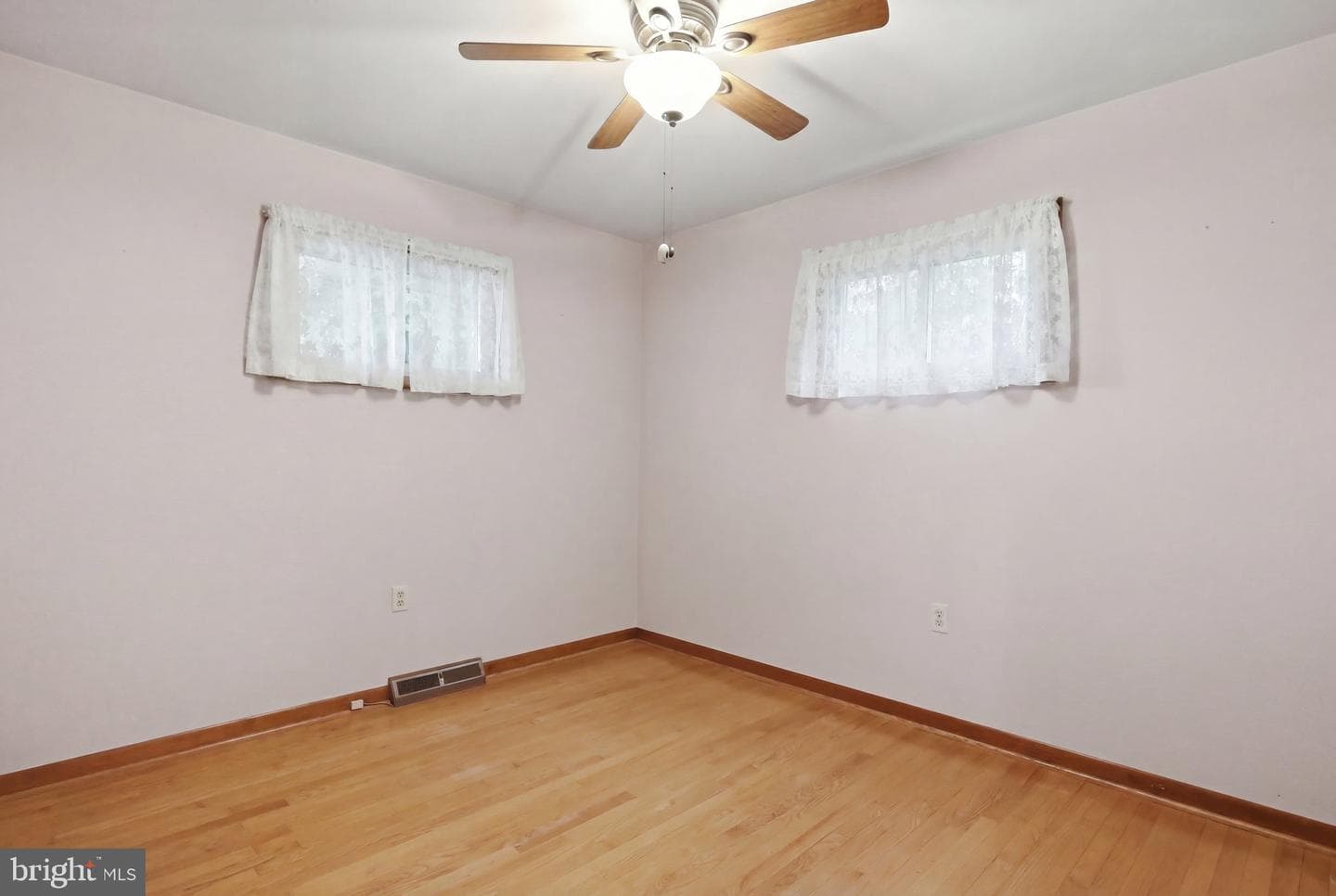 721 Stockton Road photo 15