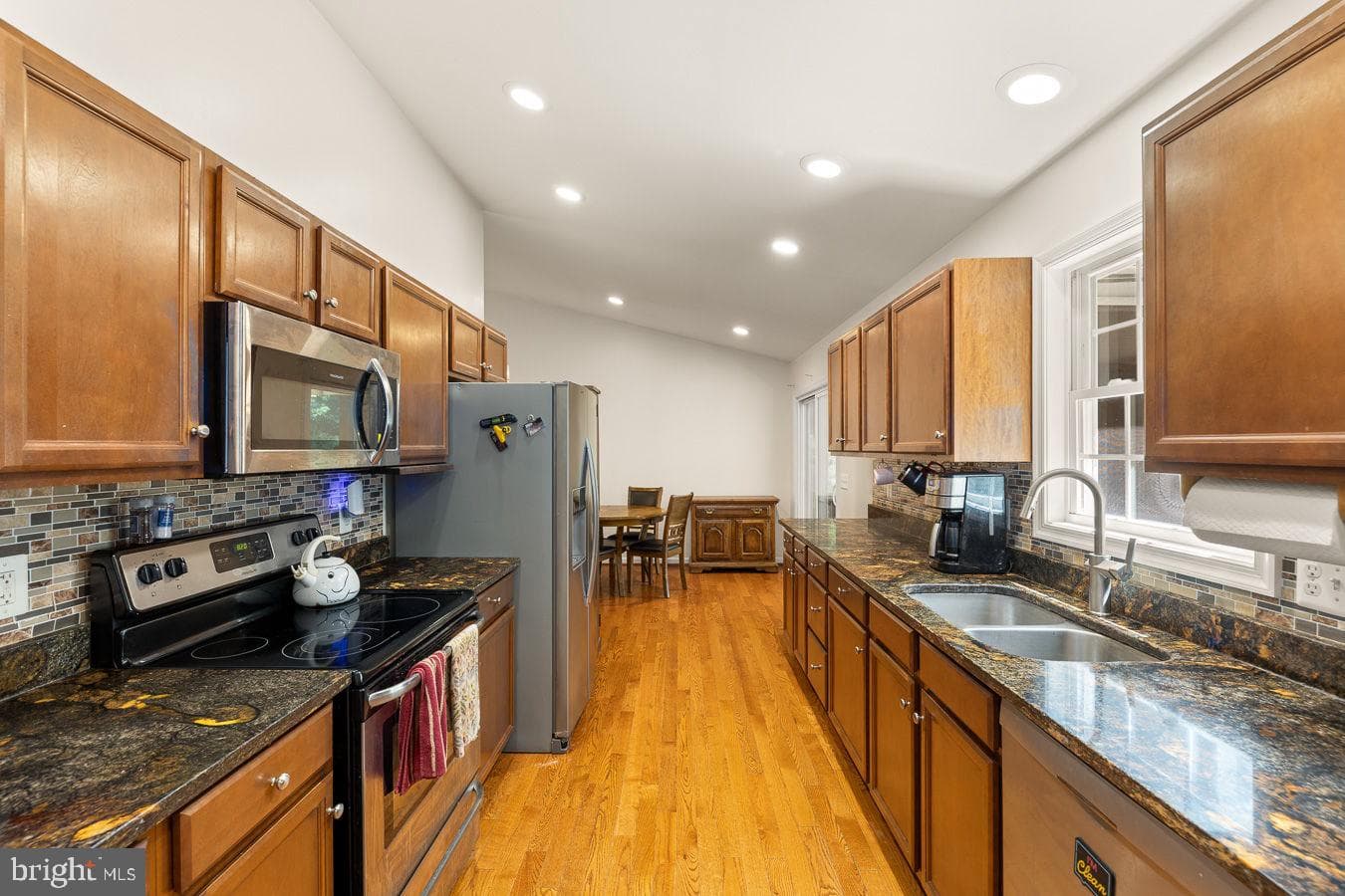 219 Woodpecker Way photo 11