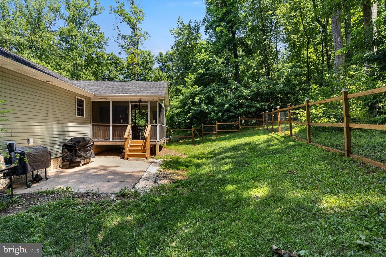 219 Woodpecker Way photo 36