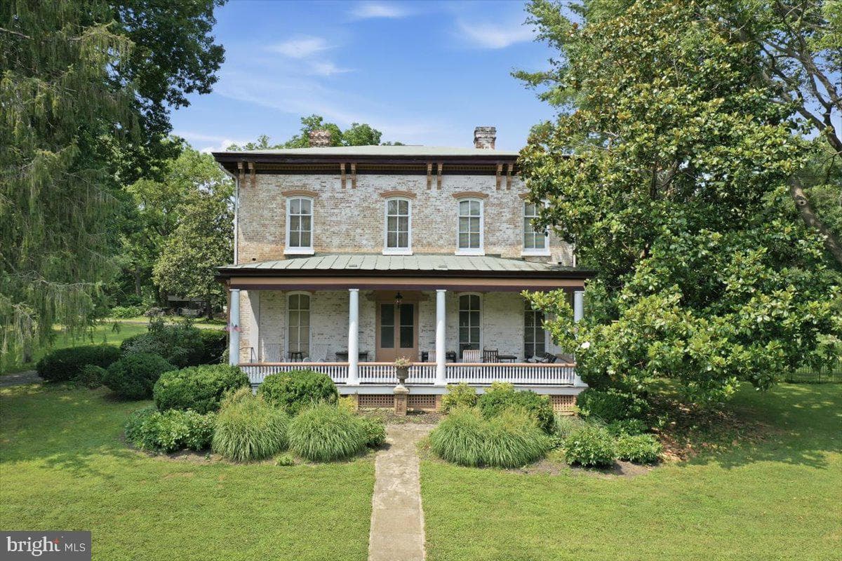 236 Riverside Drive, Front Royal