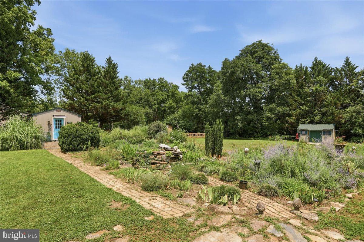 236 Riverside Drive photo 47