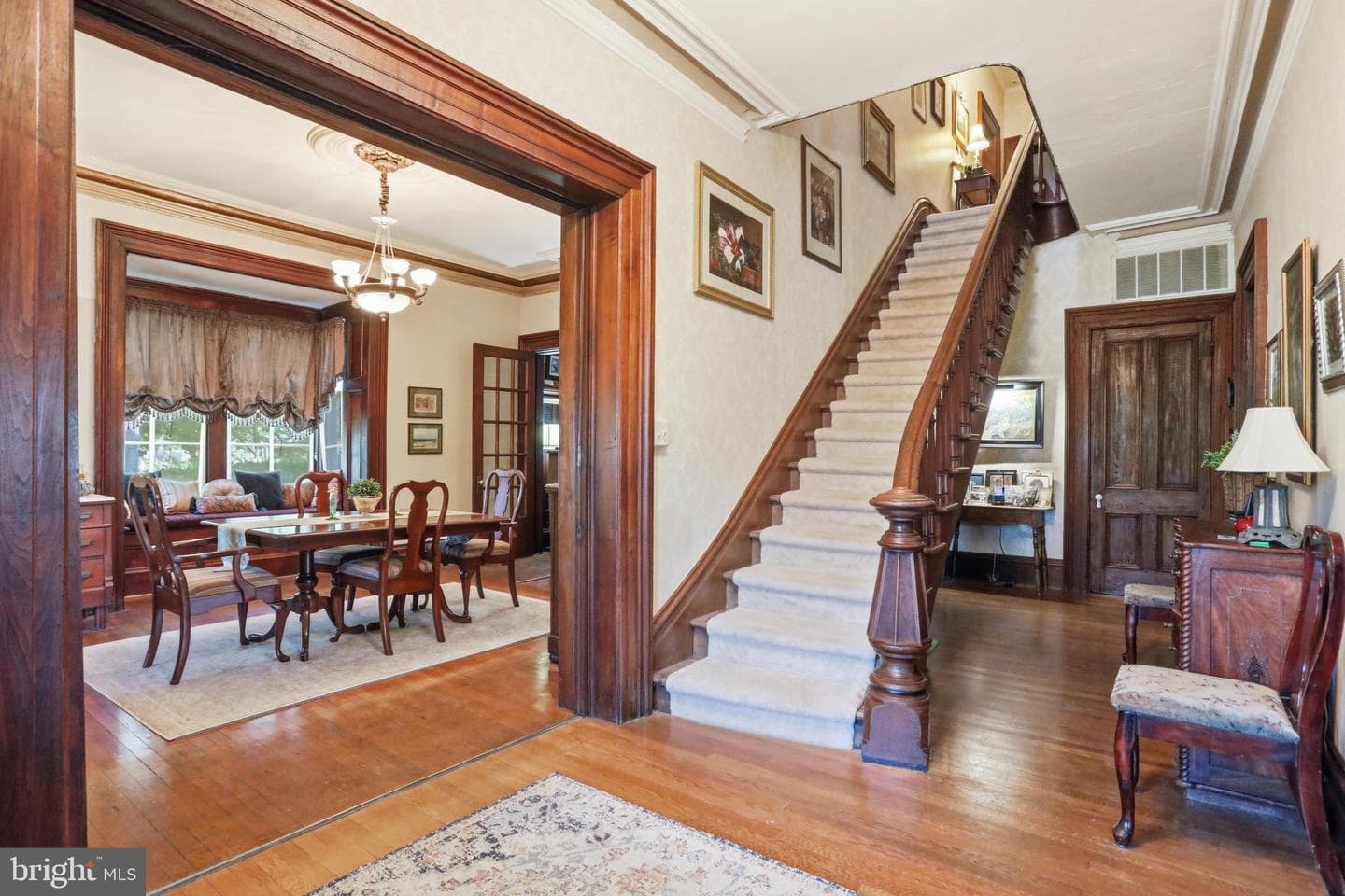 236 Riverside Drive photo 8