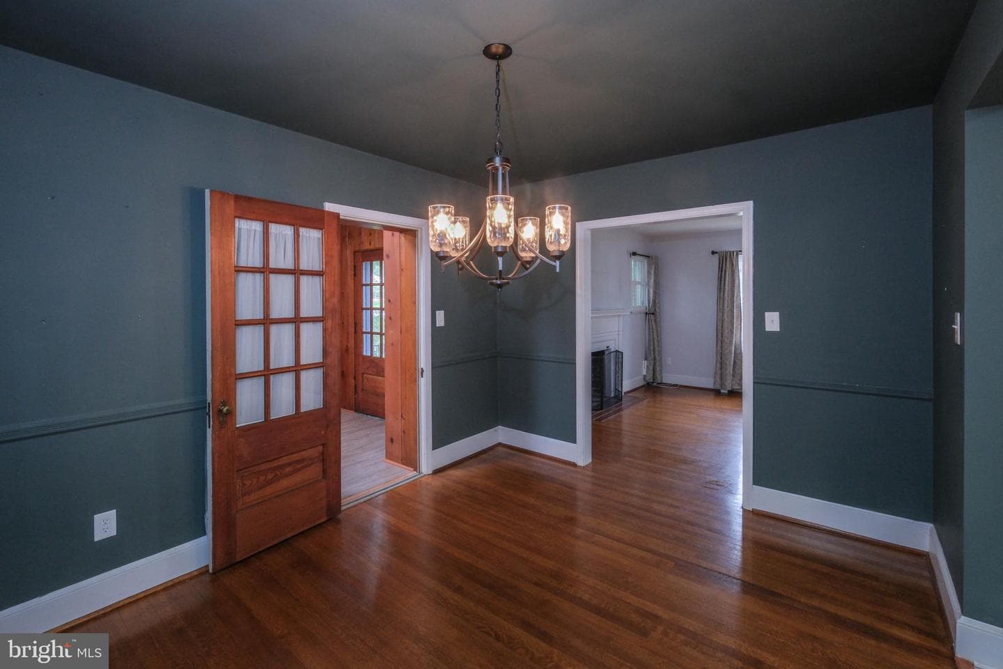 208 Salem Avenue photo 18