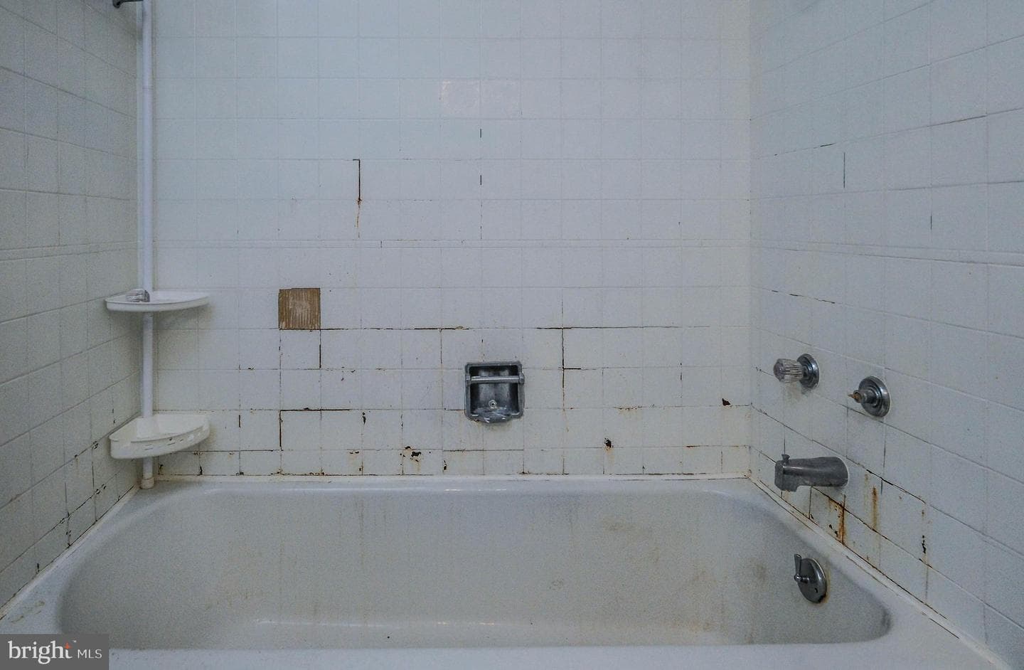 208 Salem Avenue photo 39