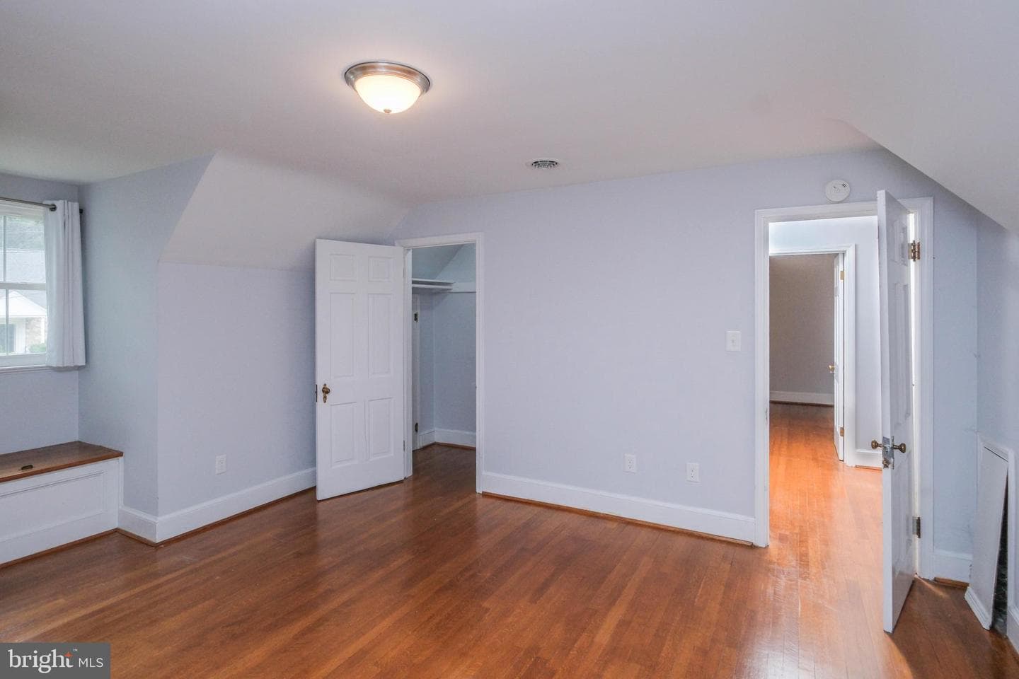 208 Salem Avenue photo 41