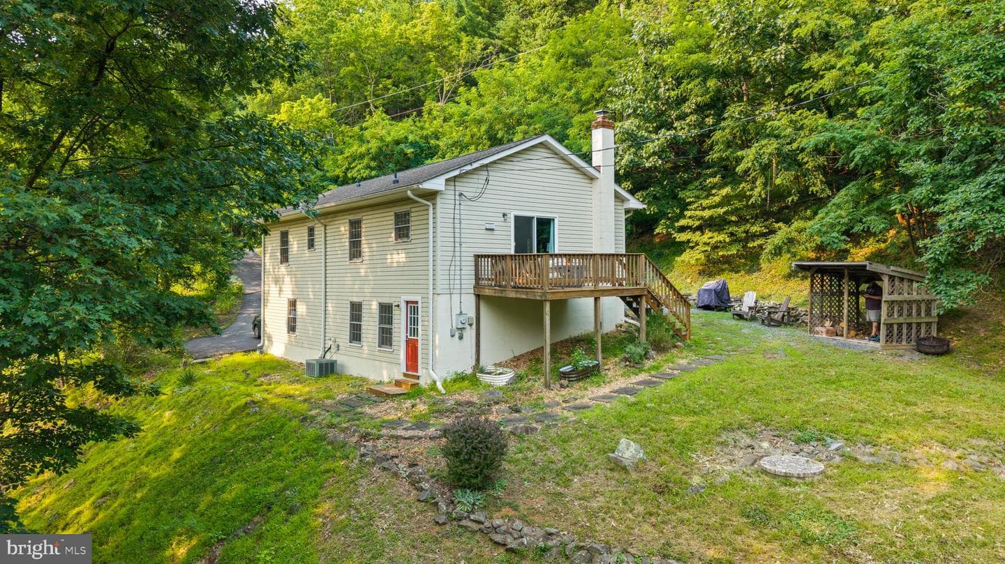 1336 Granny Smith Road photo 6