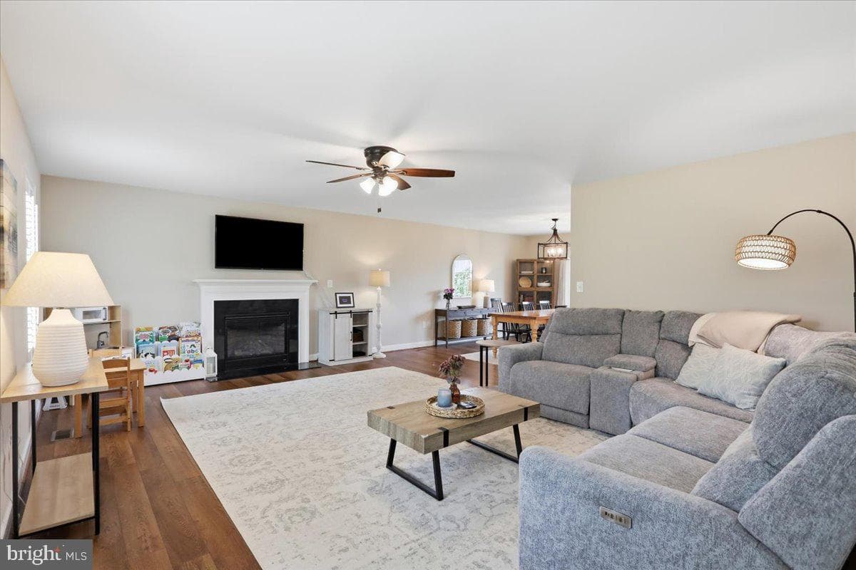 524 Lower Valley Road photo 10