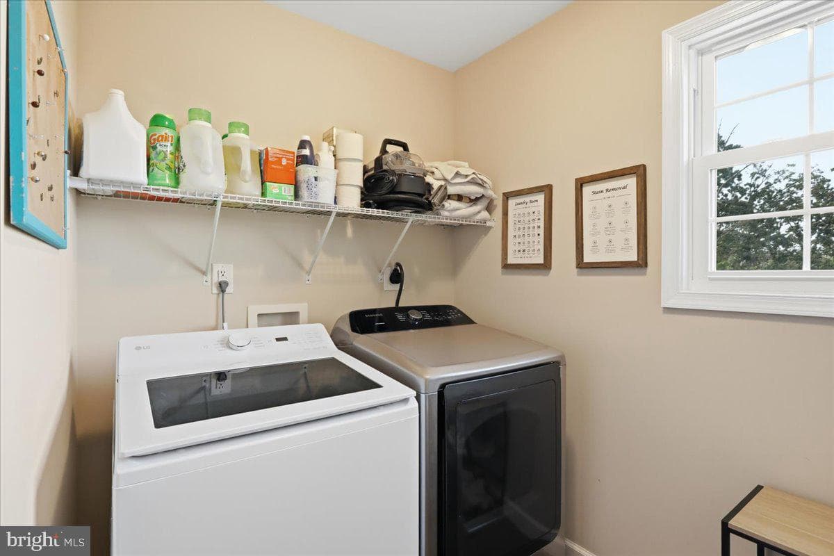 524 Lower Valley Road photo 23