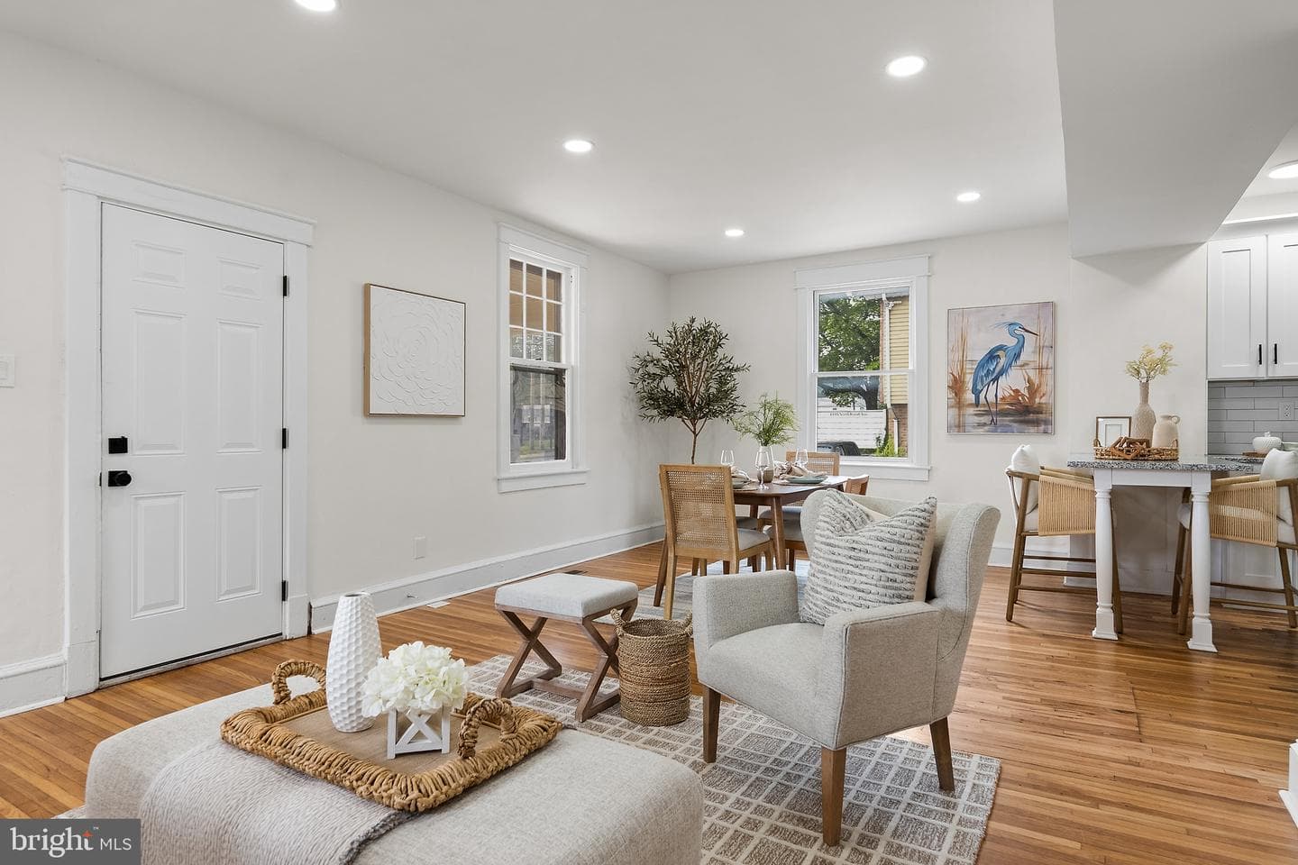 1101 Royal Avenue N photo 23