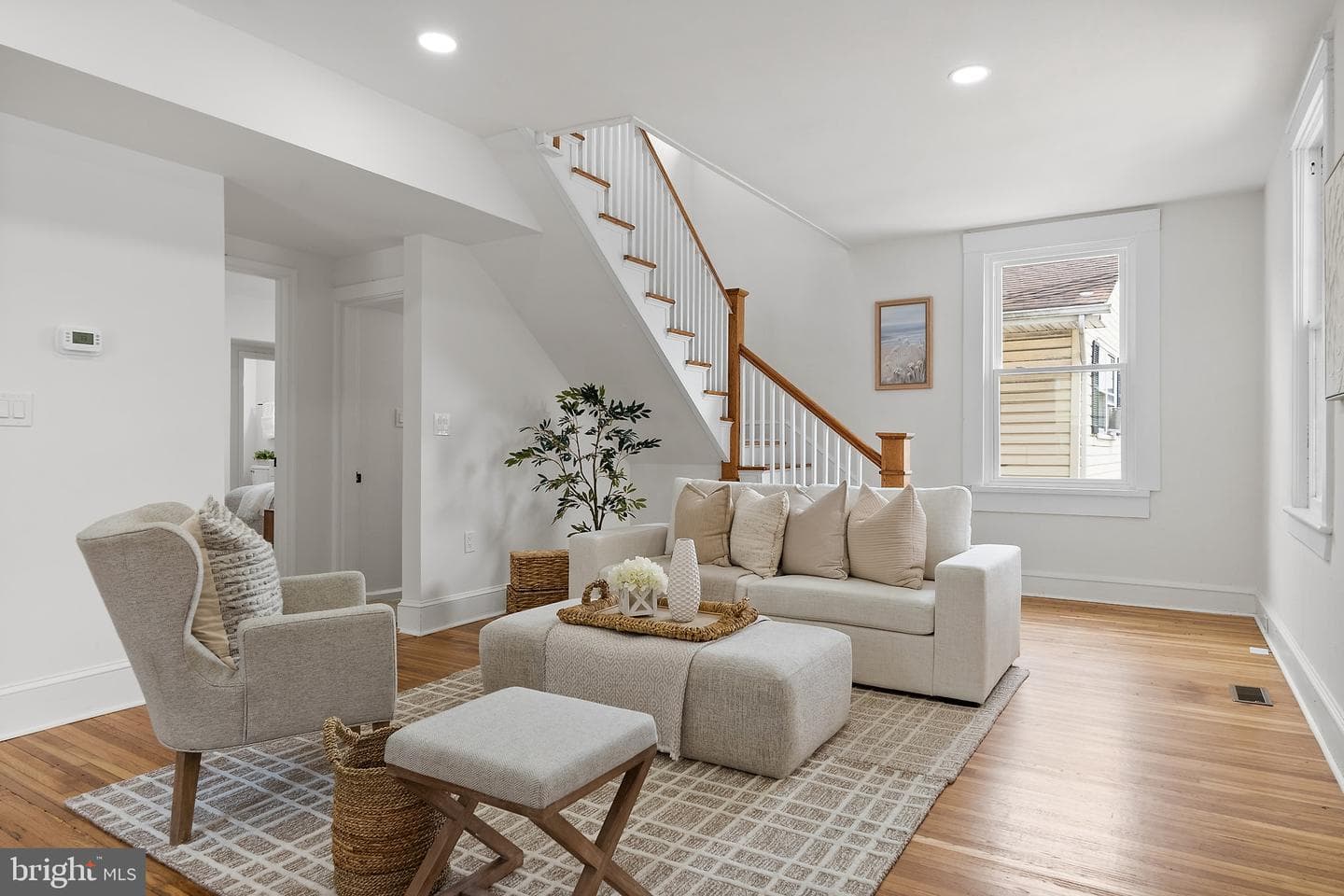 1101 Royal Avenue N photo 5