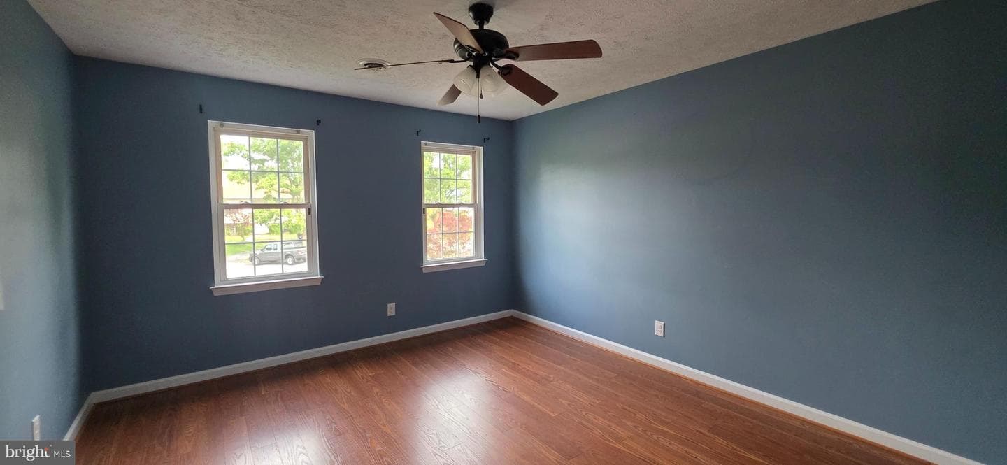 983 Meadow Court photo 35
