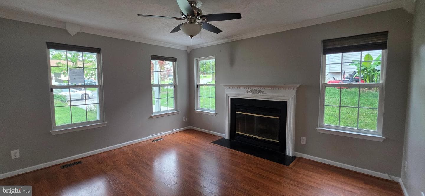 983 Meadow Court photo 7