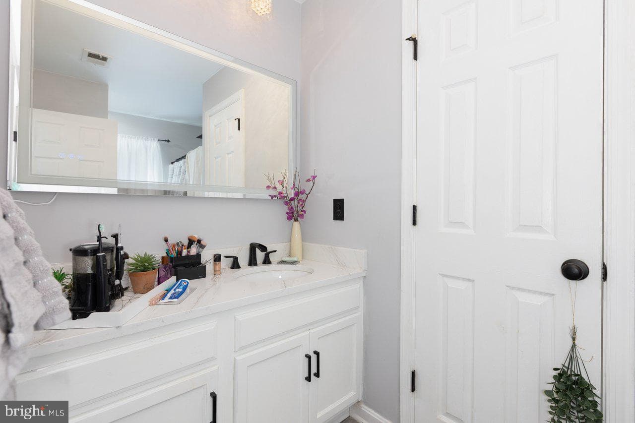 32 Huttons Vireo Drive photo 22