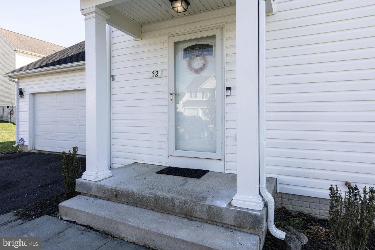32 Huttons Vireo Drive photo 30