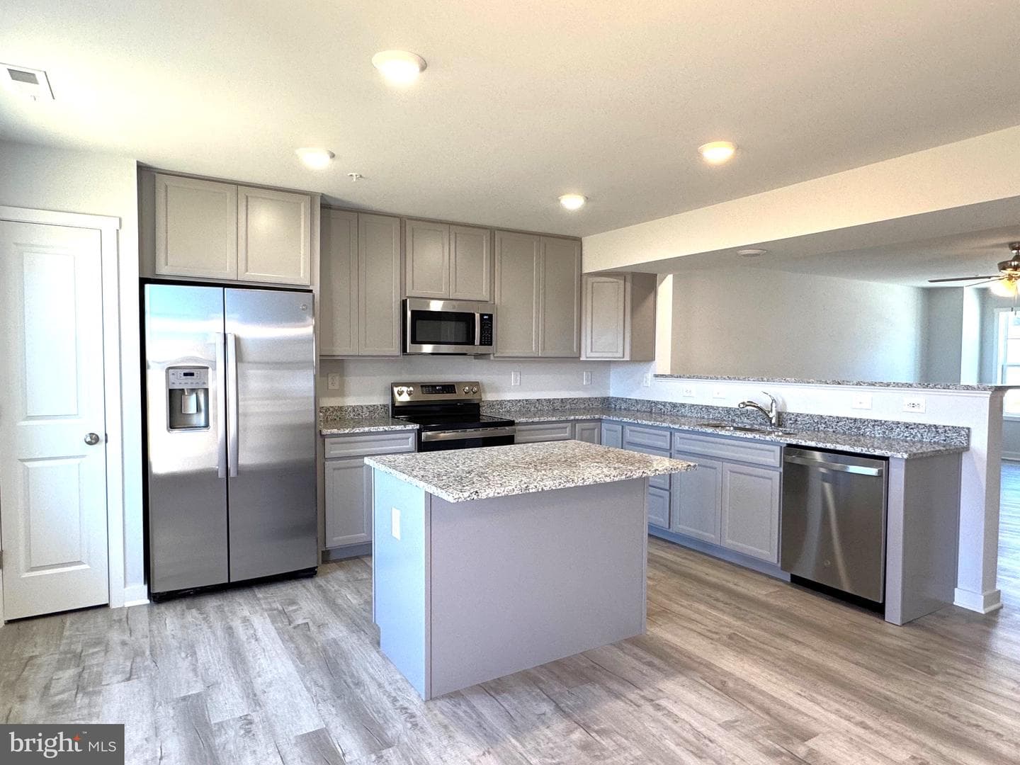 144 Olga Drive photo 4