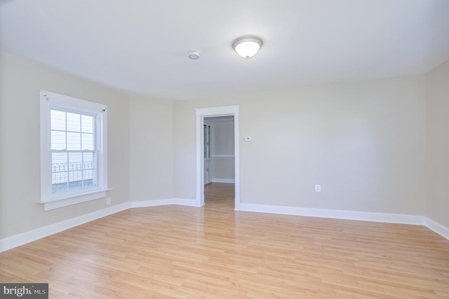 485 Porter Avenue photo 31