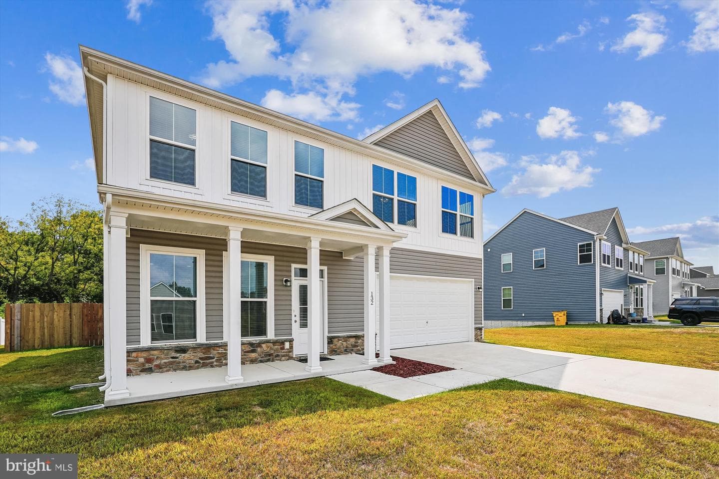 132 Sanibel Way photo 2