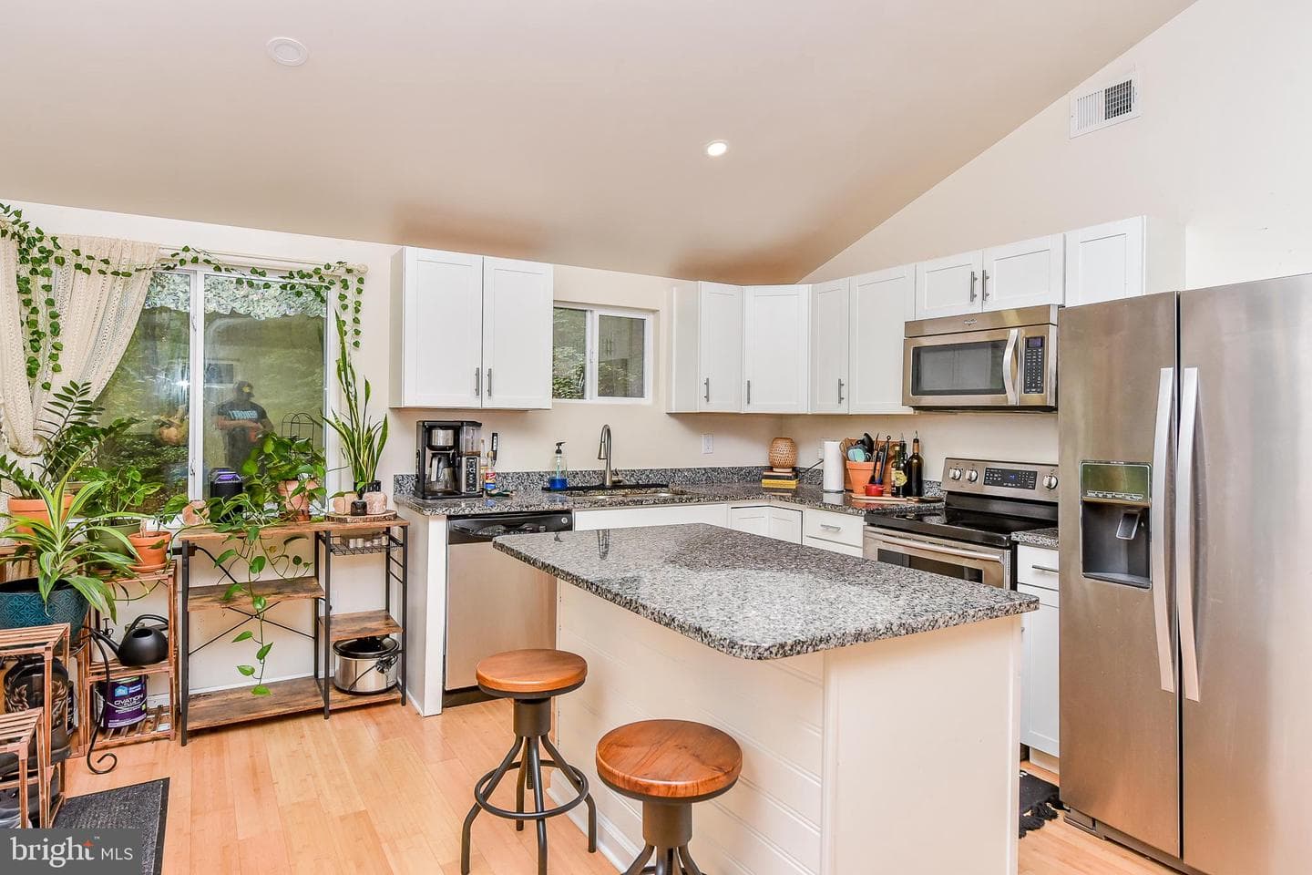 161 Dewdrop Lane photo 6