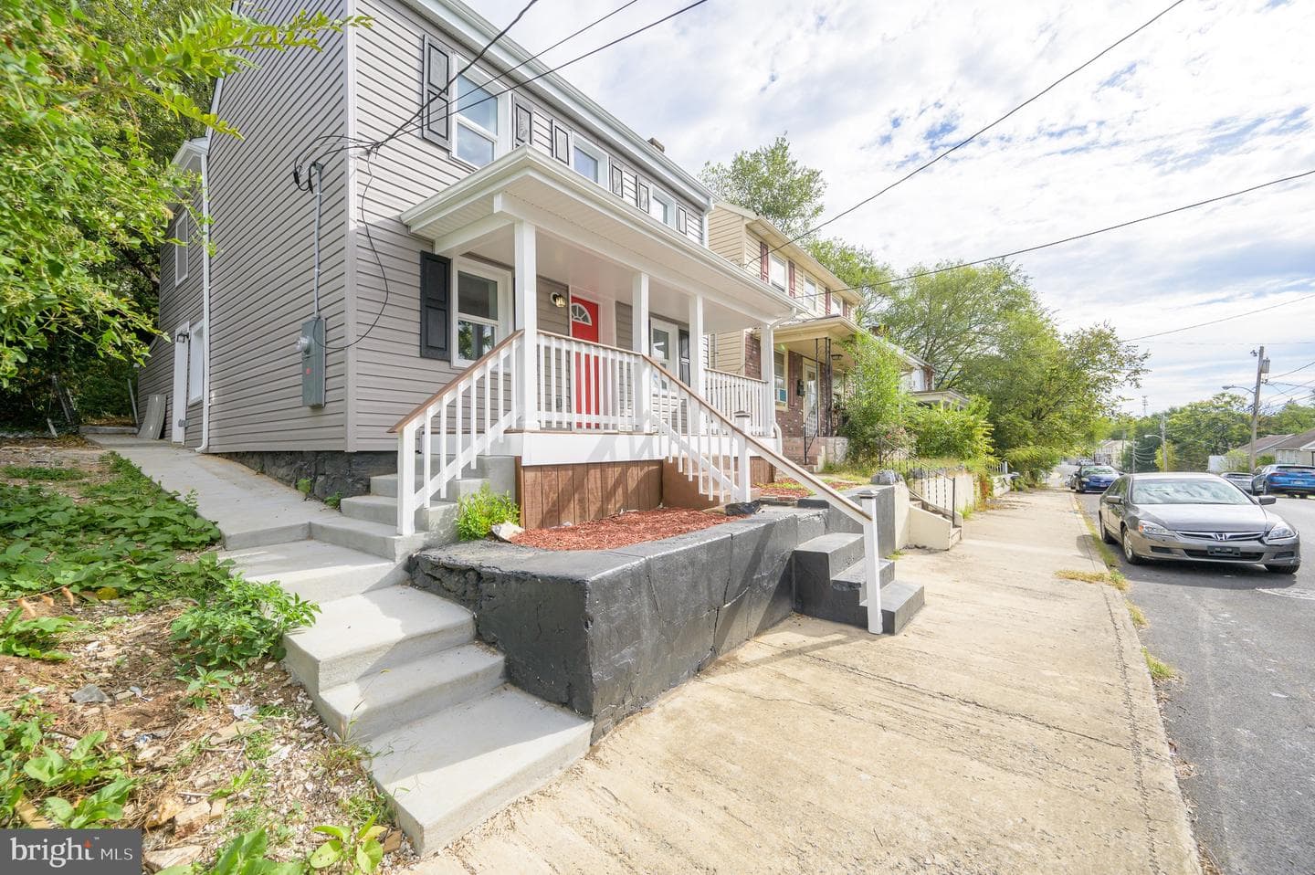 211 E Liberty Street photo 7