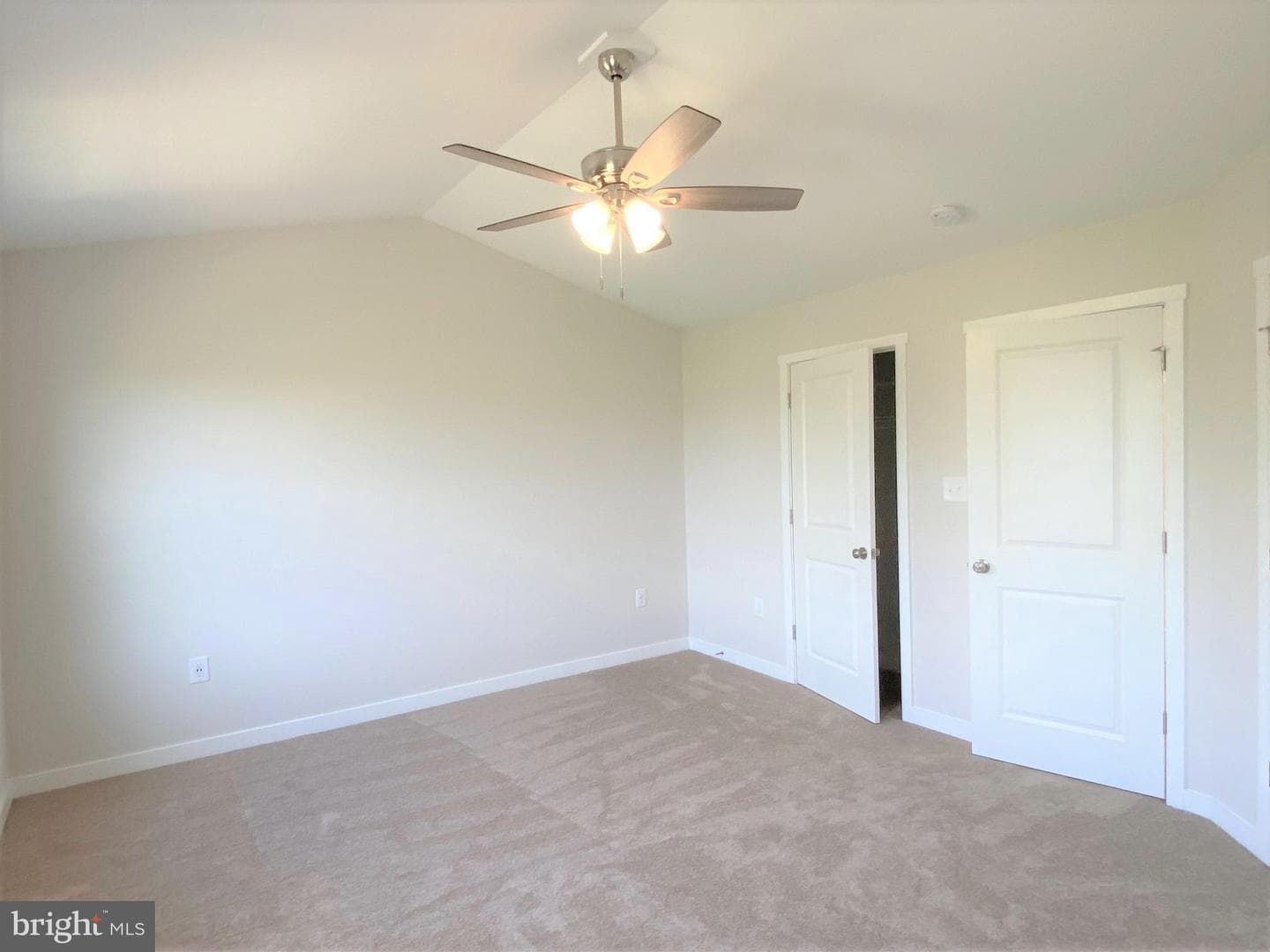 135 Olga Drive photo 10