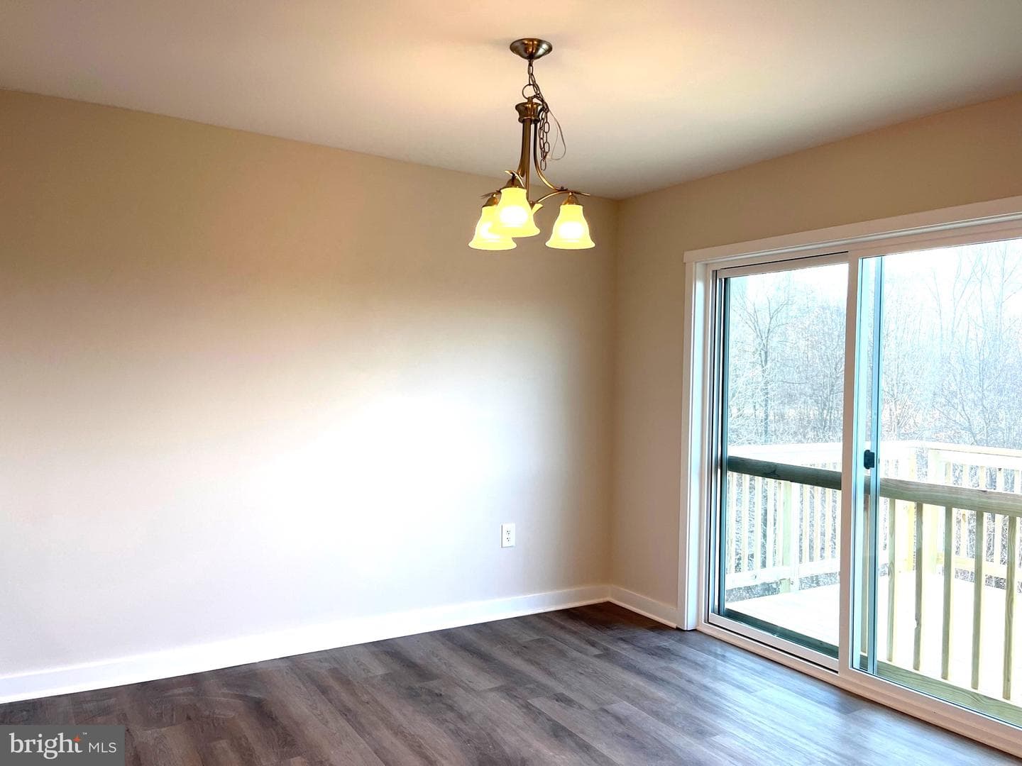 135 Olga Drive photo 6