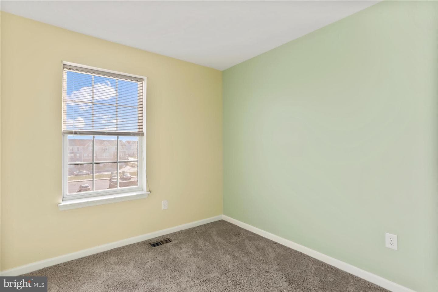 134 Drexel Court photo 26