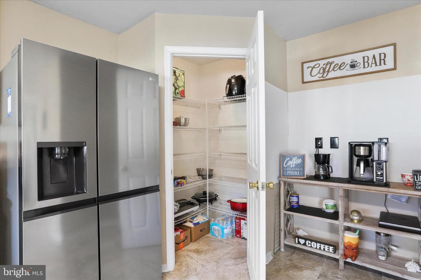 105 Chardin Court photo 20